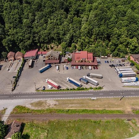 Pensiune Restaurant Route60 Ciucea Экстерьер фото