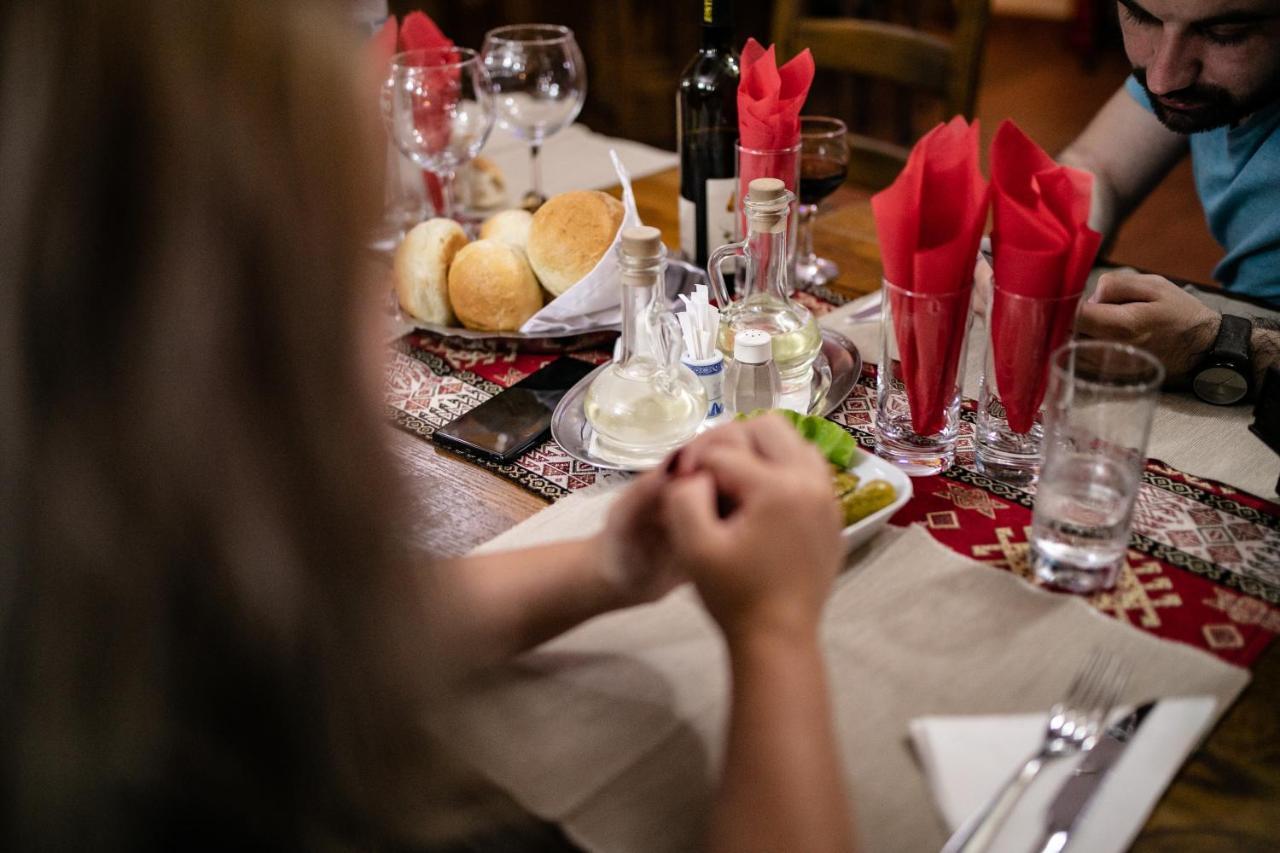 Pensiune Restaurant Route60 Ciucea Экстерьер фото
